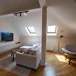 Kaizen's - Free Parking Apart-hotel