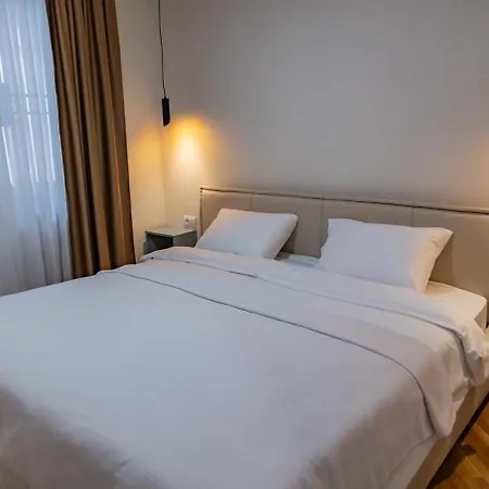 Kaizen's - Free Parking 아파트호텔 사라예보