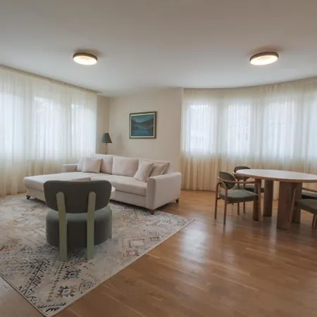 Kaizen's - Free Parking Szarajevó