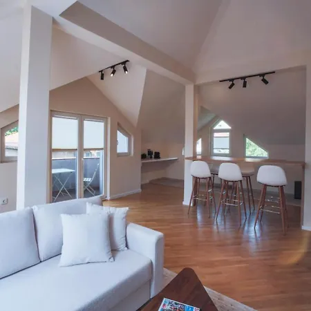 Kaizen's - Free Parking 3*